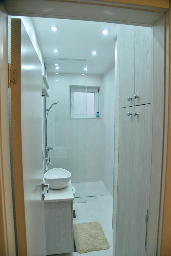 Bella Apartments Kruševac Eksteriør billede